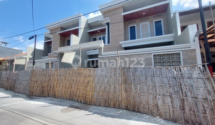 Rumah mewah baru gress di karangasem laweyan solo 2 Lantai SHM 2