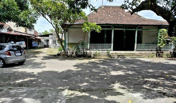 Rumah joglo klasik luas laweyan solo kota dijual cepat 1