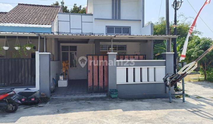 Rumah bagus siap huni disewakan di mayang Kartosuro  1