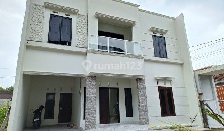 Rumah Cantik Baru Cluster Gedongan Colomadu Karanganyar Dijual Cepat 1