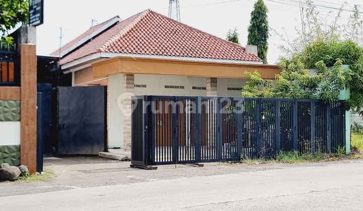 Rumah Plus Gudang Akses Truk Tronton Jln Raya Rumah Plus Gudang Akses Truk Tronton Jln Raya