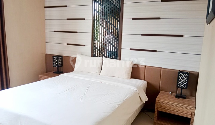 Hotel Guest House Aktif Solo Kota Strategis Dekat Manahan Dijual Cepat