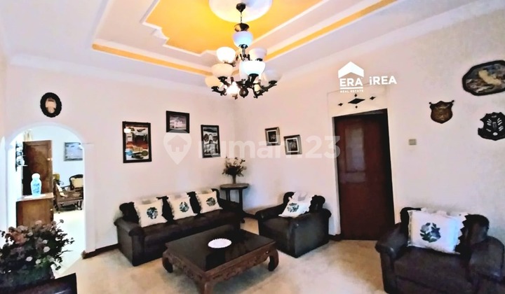 Rumah Tengah Kota Strategis