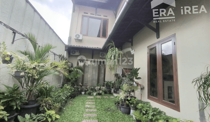 Dijual Rumah Mewah 2 Lantai full Granit  di Joyosuran 2