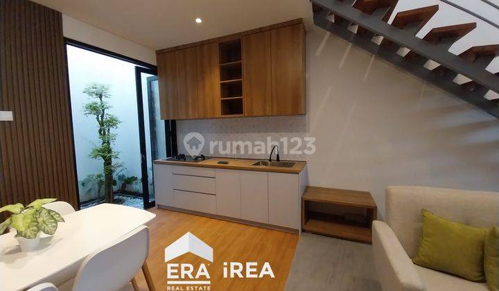 Dijual Rumah  Gress Fullgranite Fullfurnished dekat Solo Baru 1