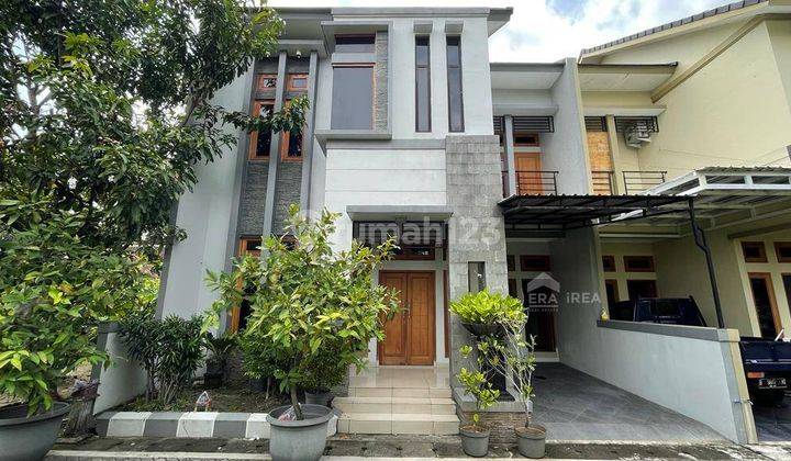 Rumah 2 Lantai Go Green  Bagus  Terawat area Gilingan Solo 1