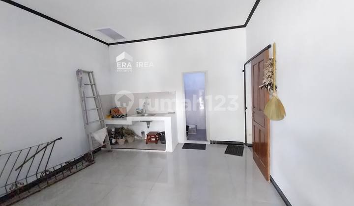 Rumah minimalis Cantik deket Soto Gading Solo 6