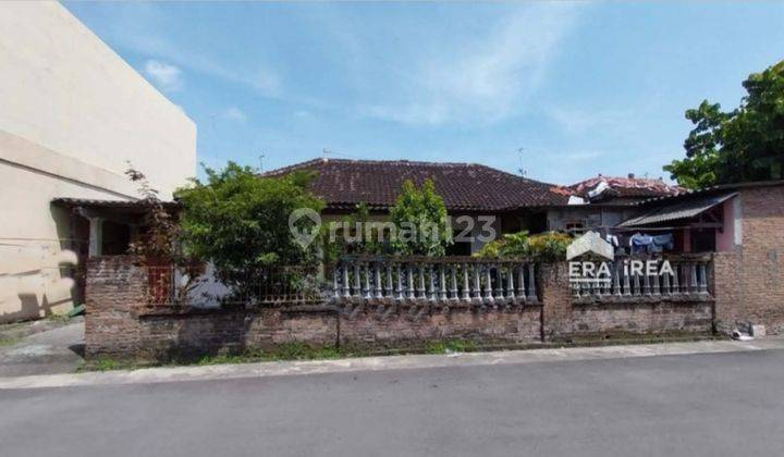 Dijual Rumah Kos Aktif Full penghuni 2 menit dari Lor Inn Hotel 1