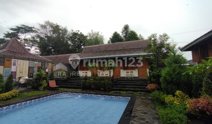 Rumah Konsep Villa Lokasi Dekat Uii 2