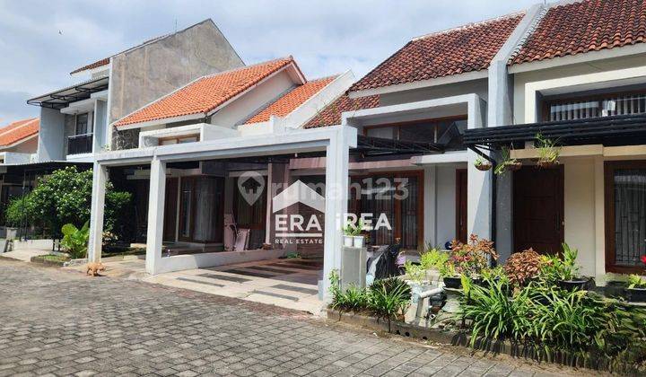 Rumah Disewakan di Kartasura Sukoharjo One Gate System 1