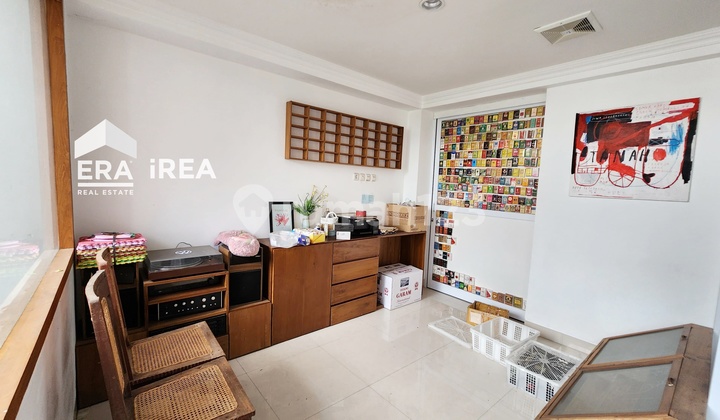 Rumah Bagus Dijual 2 Lantai Area Solo Kota Dekat Center Point 1