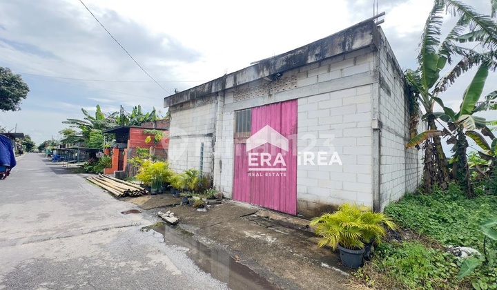 Rumah Strategis ******** 2