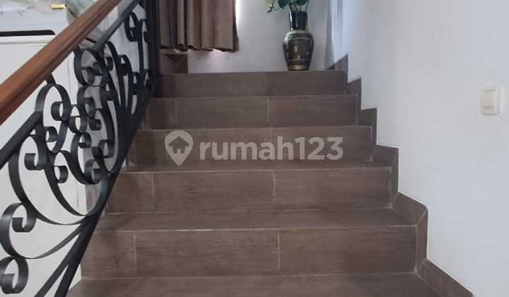 Rumah Lokasi ******** Huni 2