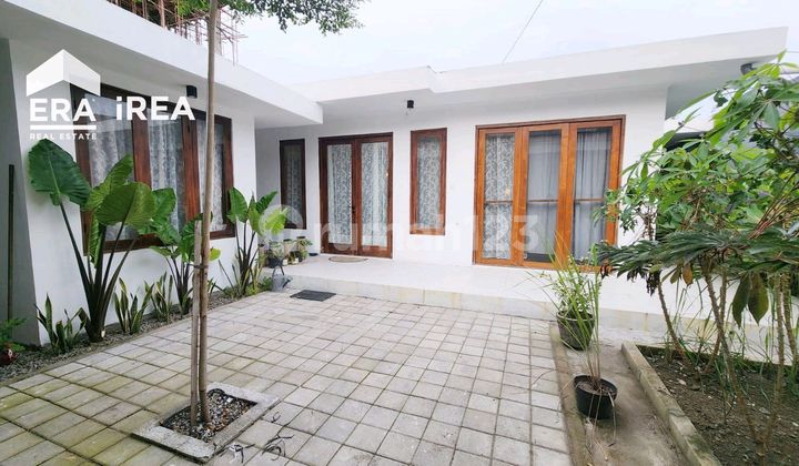 House in Special Condition ********