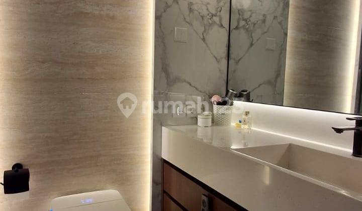 Nice House Ready to Live In Strategically Located 2