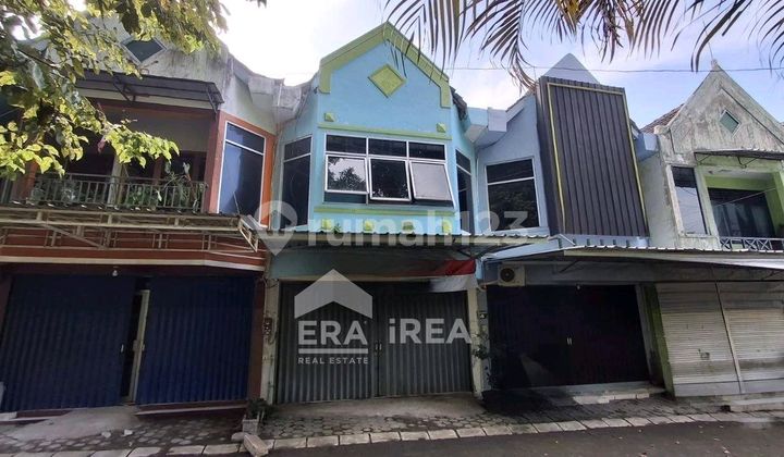 Ready-to-Occupy Shop House in a Strategic Location 1