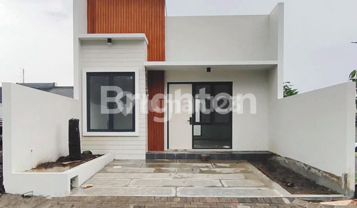 RUMAH BARU GRESS SIAP HUNI 400 JT AN 5 MENIT KE EXIT TOL SAWOJAJAR MALANG 1