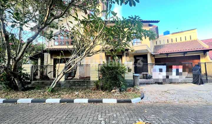 Rumah 2Lt, Hdp. Barat Laut, Hal. Luas, dlm Prmhn Villa Cinere Mas 2