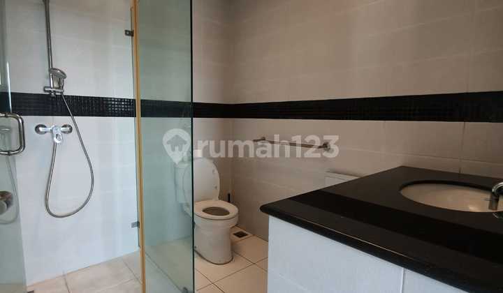 Minimalis Modern 3 LT, Rooftop, Siap Huni, Cluster di Lebak Bulus 2