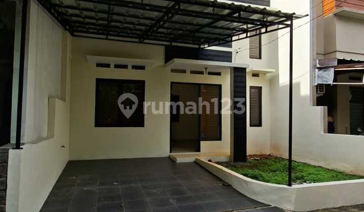 Rumah 1Lt, Hdp Utara, Siap Huni, Lingk Nyaman Dlm Prmhn di Gandul