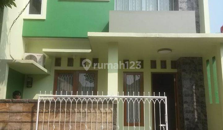 Rumah 2 Lantai, Minimalis Modern, Furnished, Dlm Cluster Meruyung 1