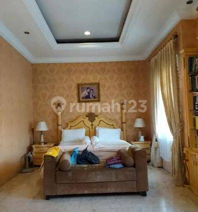 Rumah Mewah 2lt, Pool, Semi Furn, Strategis, Taman Cilandak 2