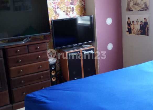 Apartemen 2 Br, 17th Floor, Full Furnished, The Edge Baros 4