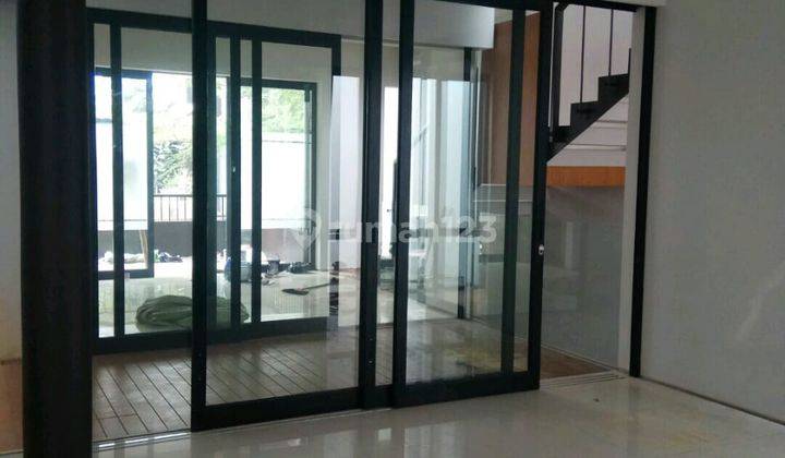 Rumah 3 Lt Dgn Rooftop, Nyaman Dan Strategis, Townhouse di Bangka 18