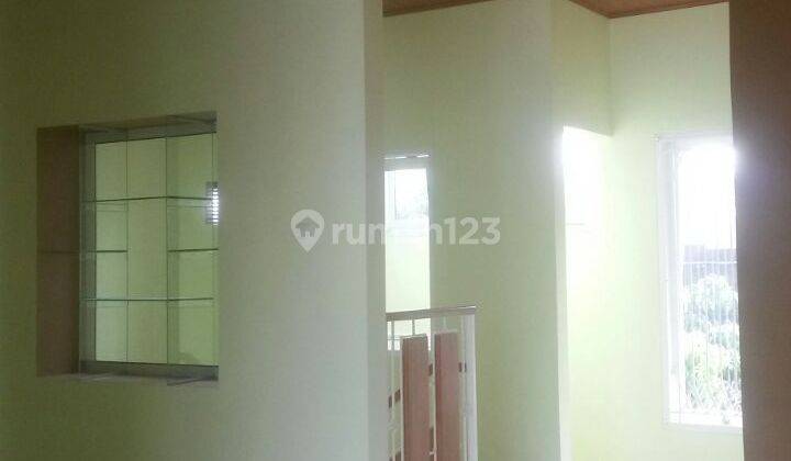 Rumah 2lt, Furnished, Siap Huni, No Carpot, Dlm Prmhn di Meruyung 10