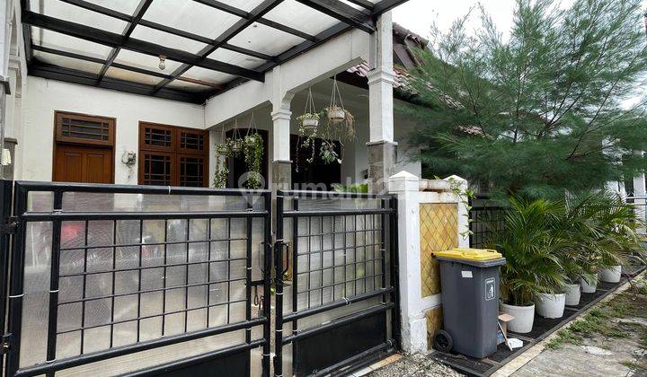 Rumah 1.5Lt, Hdp Barat, Semi Furnished, Villa Delima, Lebak Bulus 1