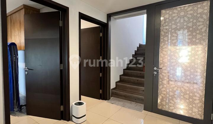 Minimalis Modern 3Lt, Fully Furnished, di Townhouse Serenia Hills 2