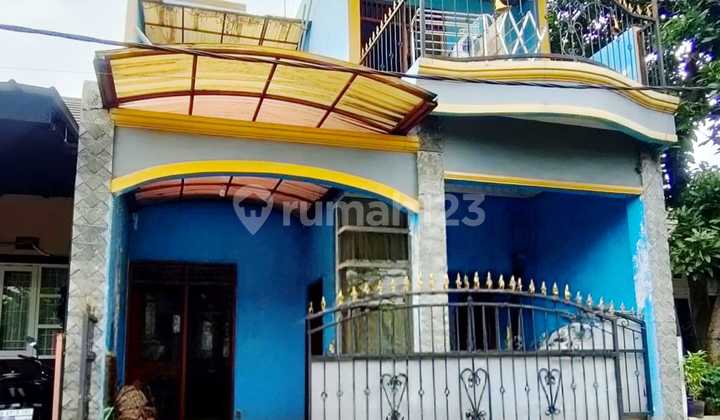 Rumah 2Lt, Hdp Timur, Balkon, Depan Taman Prmhn Permata Cimanggis Rumah 2Lt, Hdp Timur, Balkon, Depan Taman Prmhn Permata Cimanggis