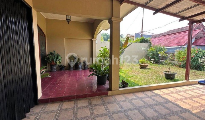 1-Story House, East Facing, Spacious Land, Semi-Furnished, Griya Cinere Limo. 2