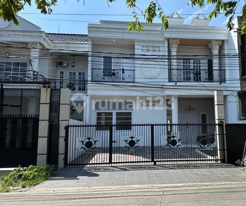 Rumah Baru 2Lt, Pool, Balkon, Hunian / Kantor, Megapolitan Cinere