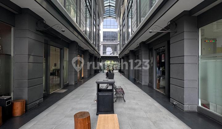 Ruko 3.5Lt Rooftop, SHM, Semi Furnished, Fast Sale, di Promenade 