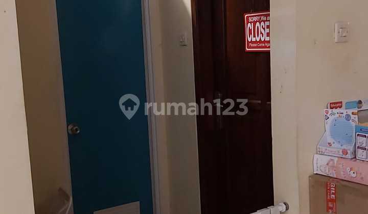 1.5-Story House, East Facing, Comfortable Environment within Cinere Megapolitan Estate. 2