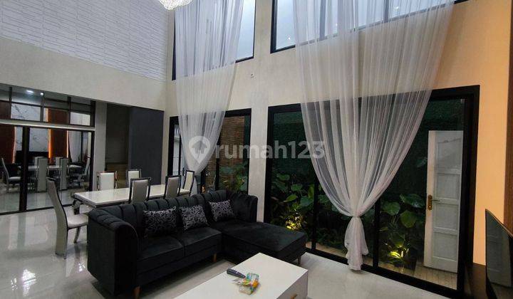 Rumah Baru 2 Lantai Full Furnish Baturan Colomadu 2