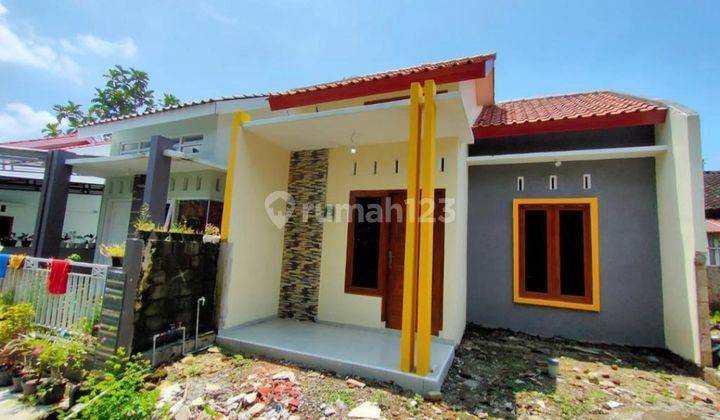 Jual BU Rumah Baru Dan Nyaman Dekat Karanganyar Kota 2
