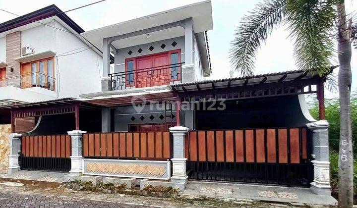 Dijual Rumah 2Lt. Bagus dan Terawat di Jaten Karanganyar 1