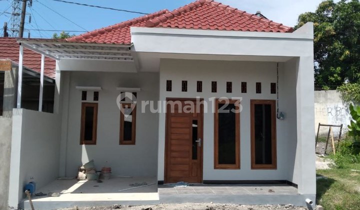 Rumah Indent Ngringo dekat UNS Solo 1