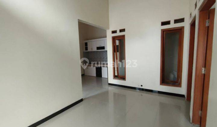 Rumah Cantik Cluster di Gedongan Colomadu Dekat Pintu Tol 5