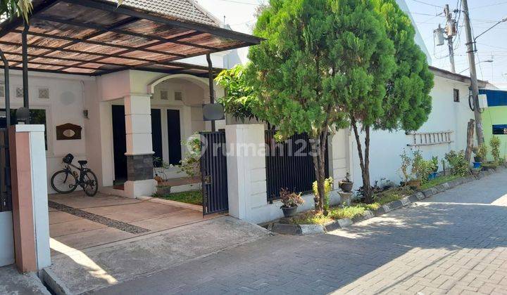 Rumah Bagus Semi Furnish di Grogol Solo Baru 1