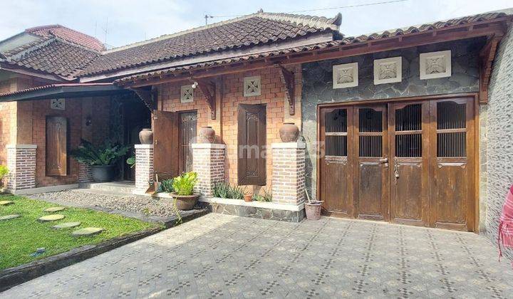 Rumah Estetik Mewah di Kadipiro Dekat Unisri Solo 1