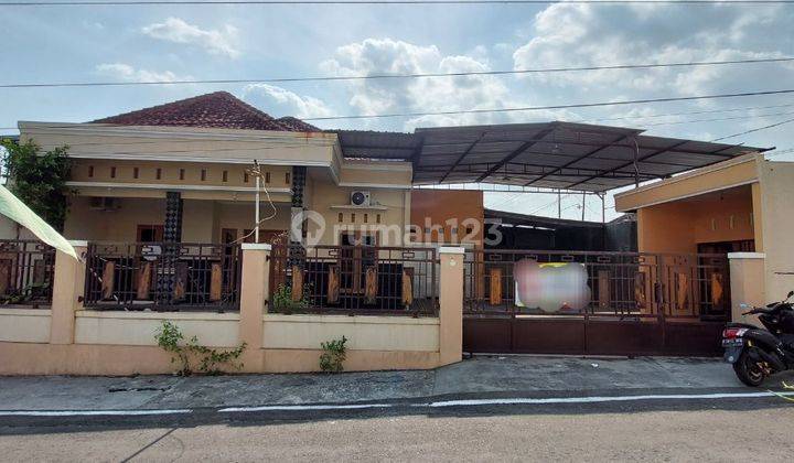 Rumah Bagus Luas Hook di Jagalan Dekat Bengawan Sport 1