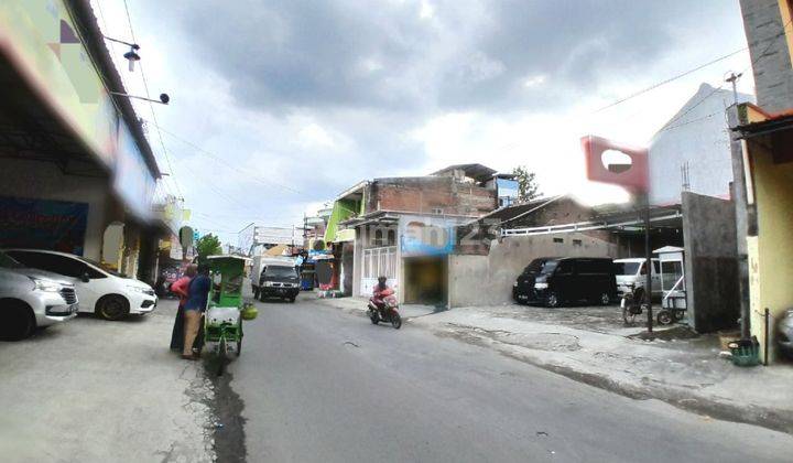 Ruang Usaha Plus Kostan Hitung Tanah di Sanggrahan Dekat Konimex Skh 2