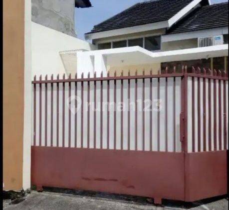 Rumah Semi Furnish Murah di Dekat Perempatan Panggung Jebres 2