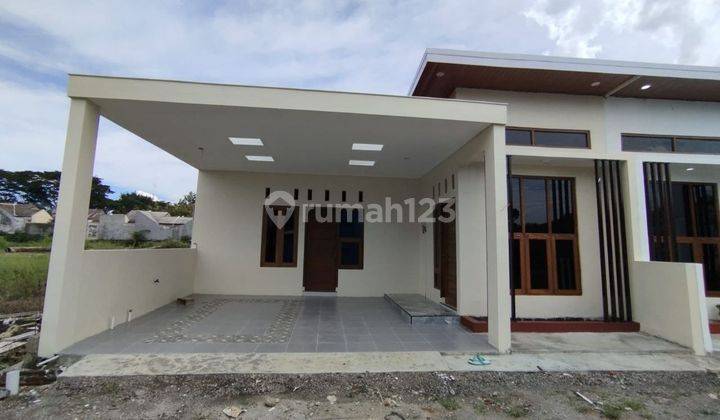 Rumah Baru 37 Unit Dekat Pintu Tol Gondangrejo 2