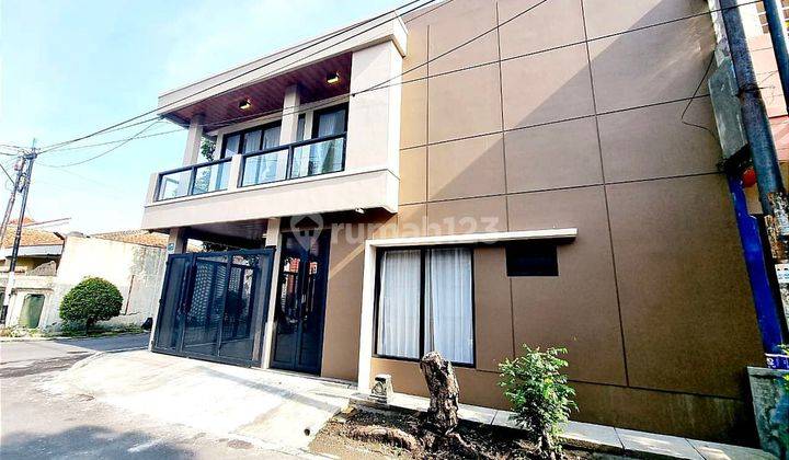 Rumah Baru 2 Lantai Full Furnish Baturan Colomadu 2