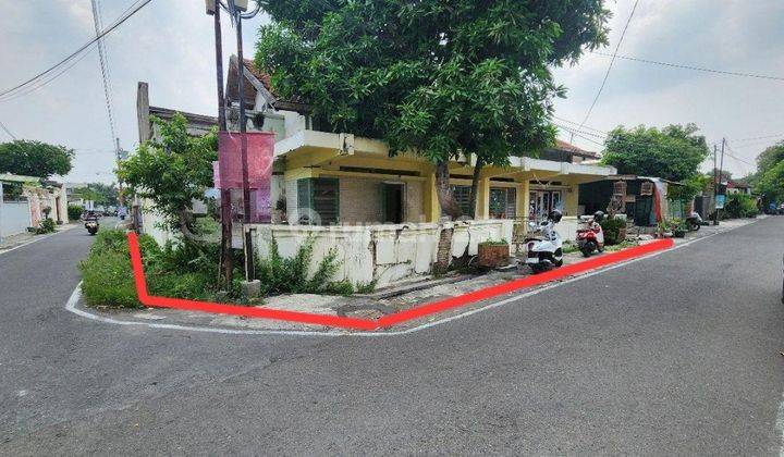 Tanah 340 m² Bonus Rumah Klasik Serengan Solokota 2