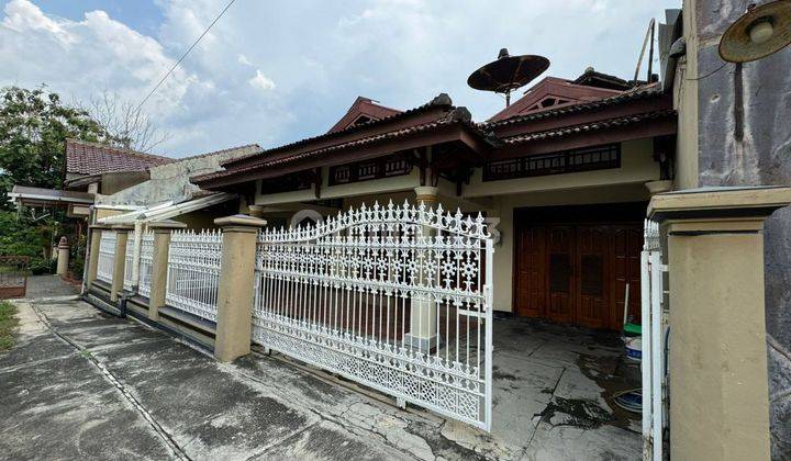 Rumah Bagus Terawat 3kamar Dekat Alun-alun Wonogiri 2